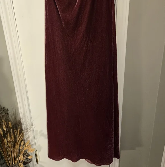 Zara Bloggers Favorite Raspberry Velvet Halter Dress Size Small - Picture 8 of 13